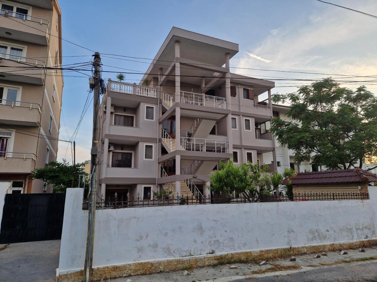 Guest House "Pisha" Durrës 외부 사진
