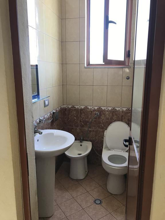 Guest House "Pisha" Durrës 외부 사진