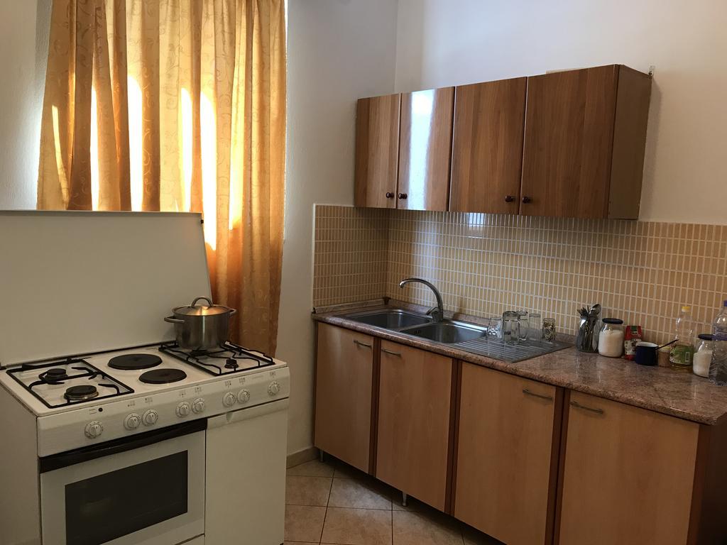 Guest House "Pisha" Durrës 외부 사진